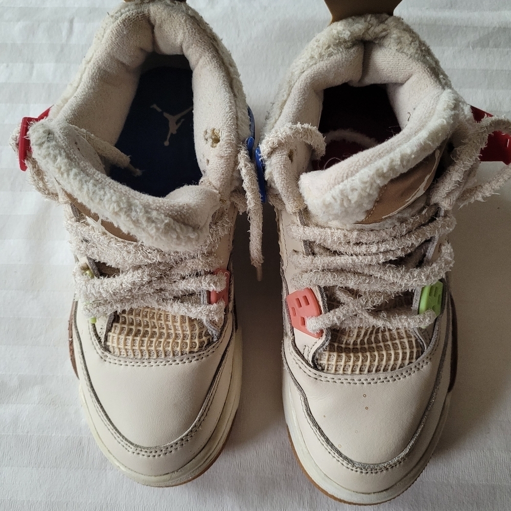 Air Jordan  Cream and Brown Sneakers Size 4 1/2 Y - Picture 2 of 11